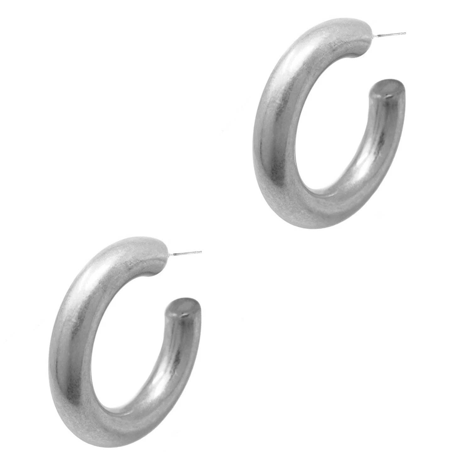 Round And Smooth Medium Hoop Earrings