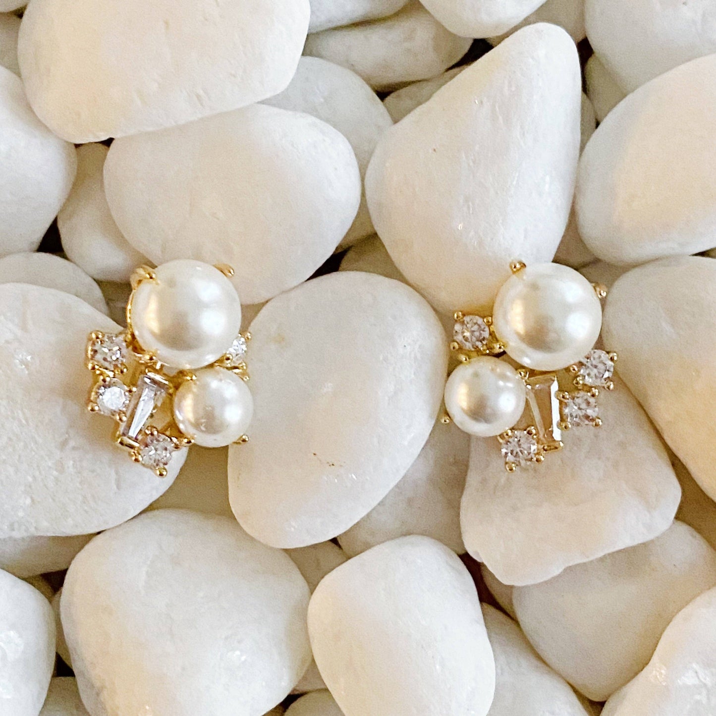 Estate Pearl And Shine Stud Earrings